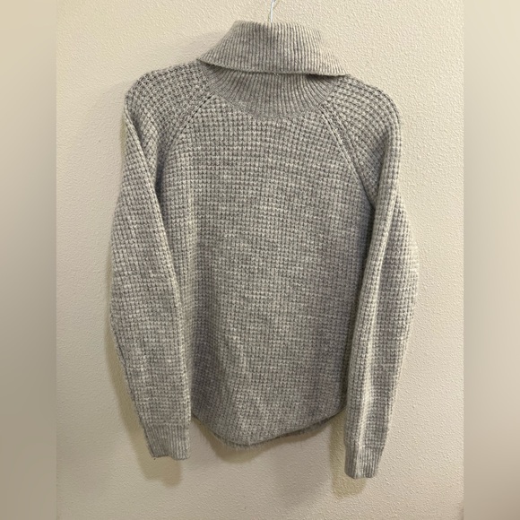 Kuhl Sweaters - Kuhl Women's Sienna Chunky Waffle Knit Turtle Neck Sweater Gray Sz M
